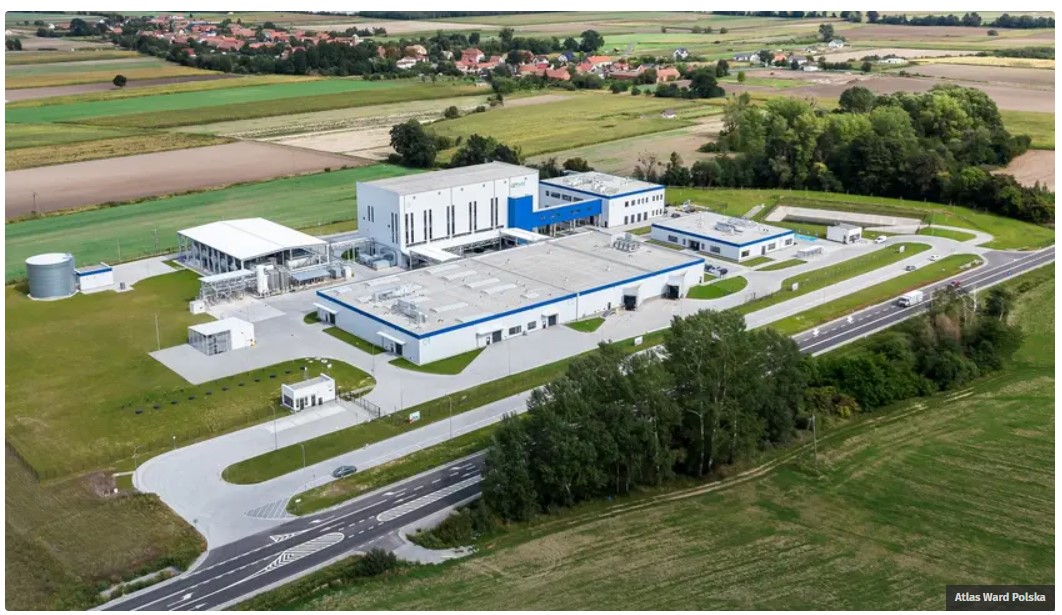 Atlas Ward Poland with the title of "Lower Silesian Construction of the Year"