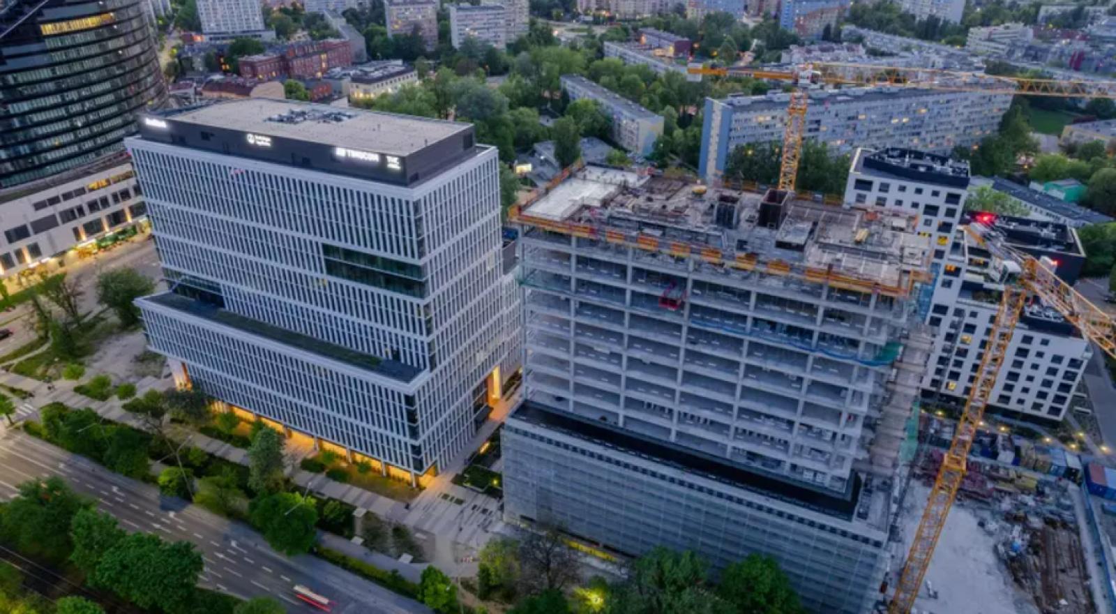 Office real estate market in Poland and Wrocław in 2022. Forecast for 2023.